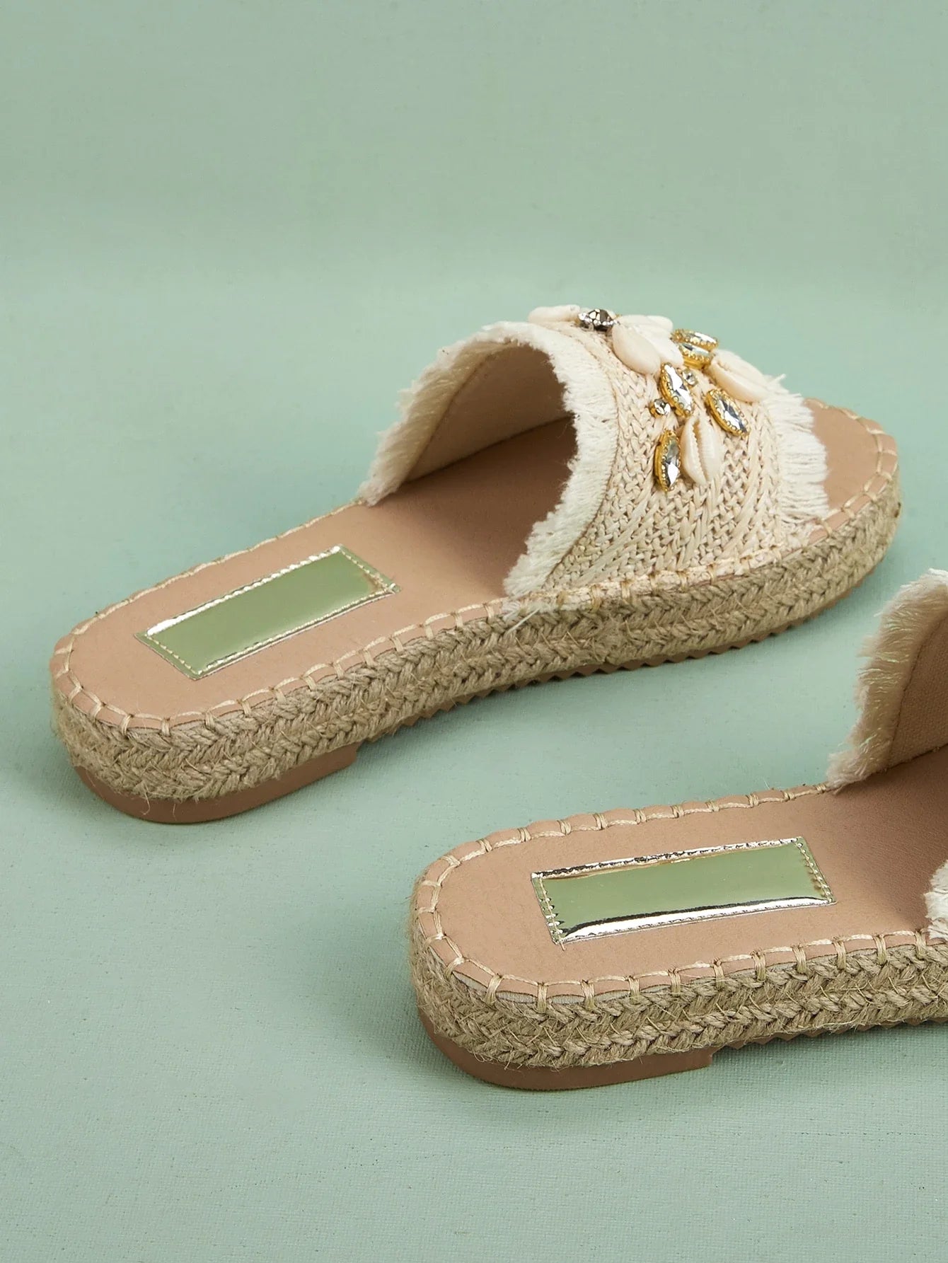 Women's Comfortable Shell Tassel Strap Flat Slip-On Sandals