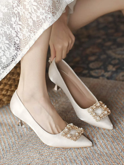 Faux Pearl Decor Court Pumps