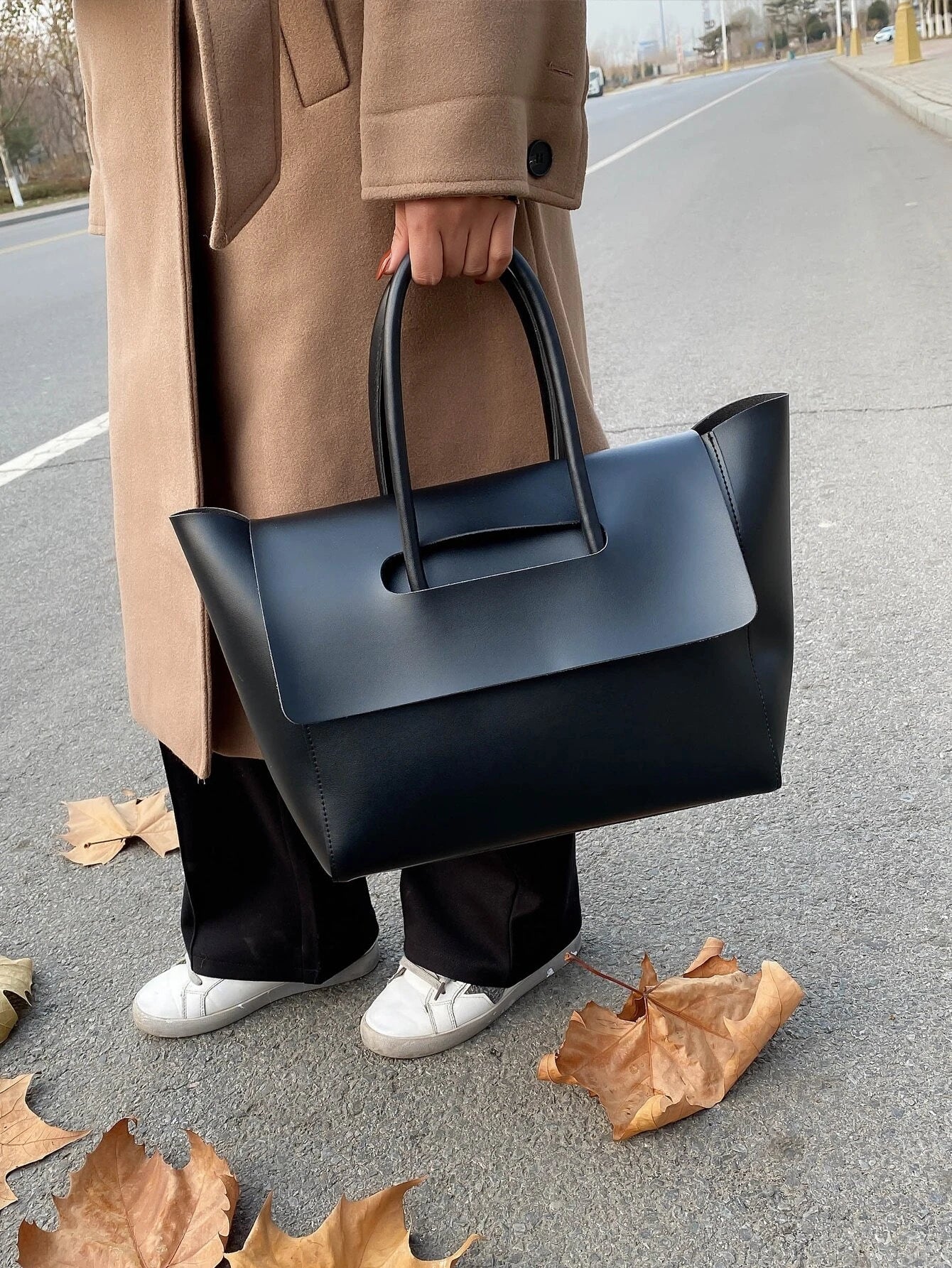 Minimalist Large Capacity Women Tote Bag