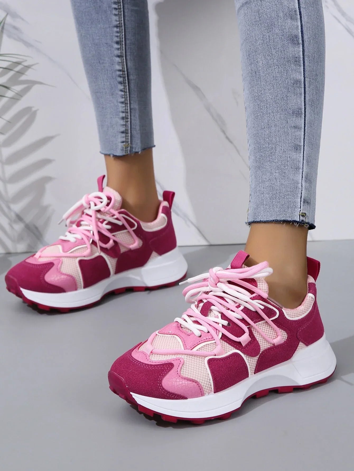 Ladies Spliced Fashion Sneakers
