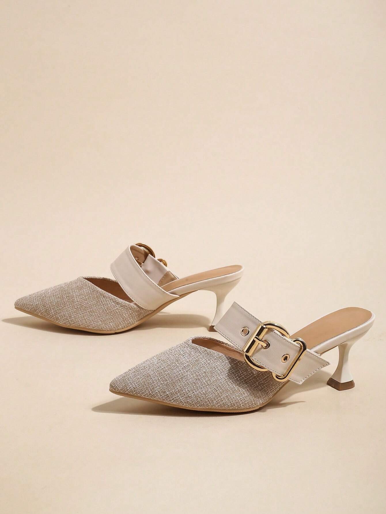 Women Buckle Decor Pyramid Heeled Mule Pumps