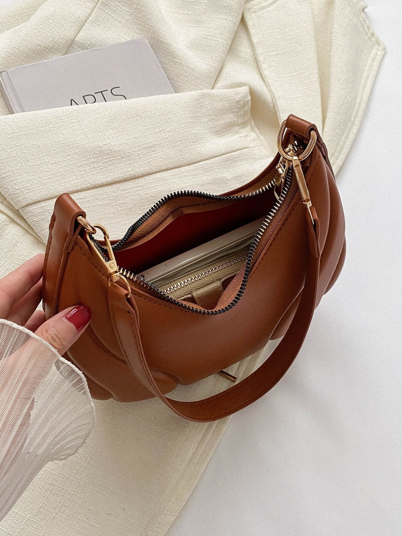 Fashionable Solid Color Versatile Shoulder Bag For Women