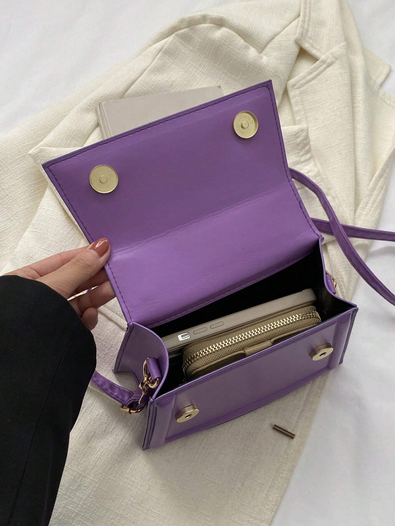 Fashionable Solid Color Flap Mini Handbag