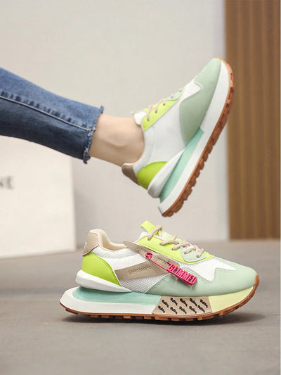 Women's Breathable Lightweight Fashionable Thick-Soled Casual Sports Shoes