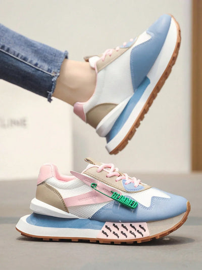Women's Breathable Lightweight Fashionable Thick-Soled Casual Sports Shoes