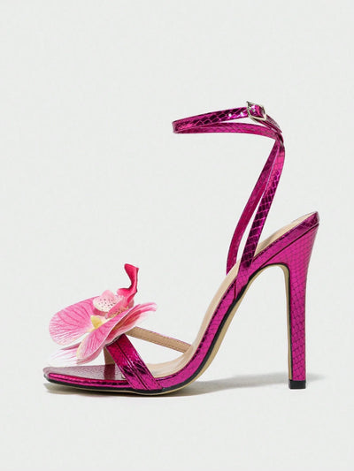 Eye-Catching Lan Flowers Sexy Strappy Elegant Sandals