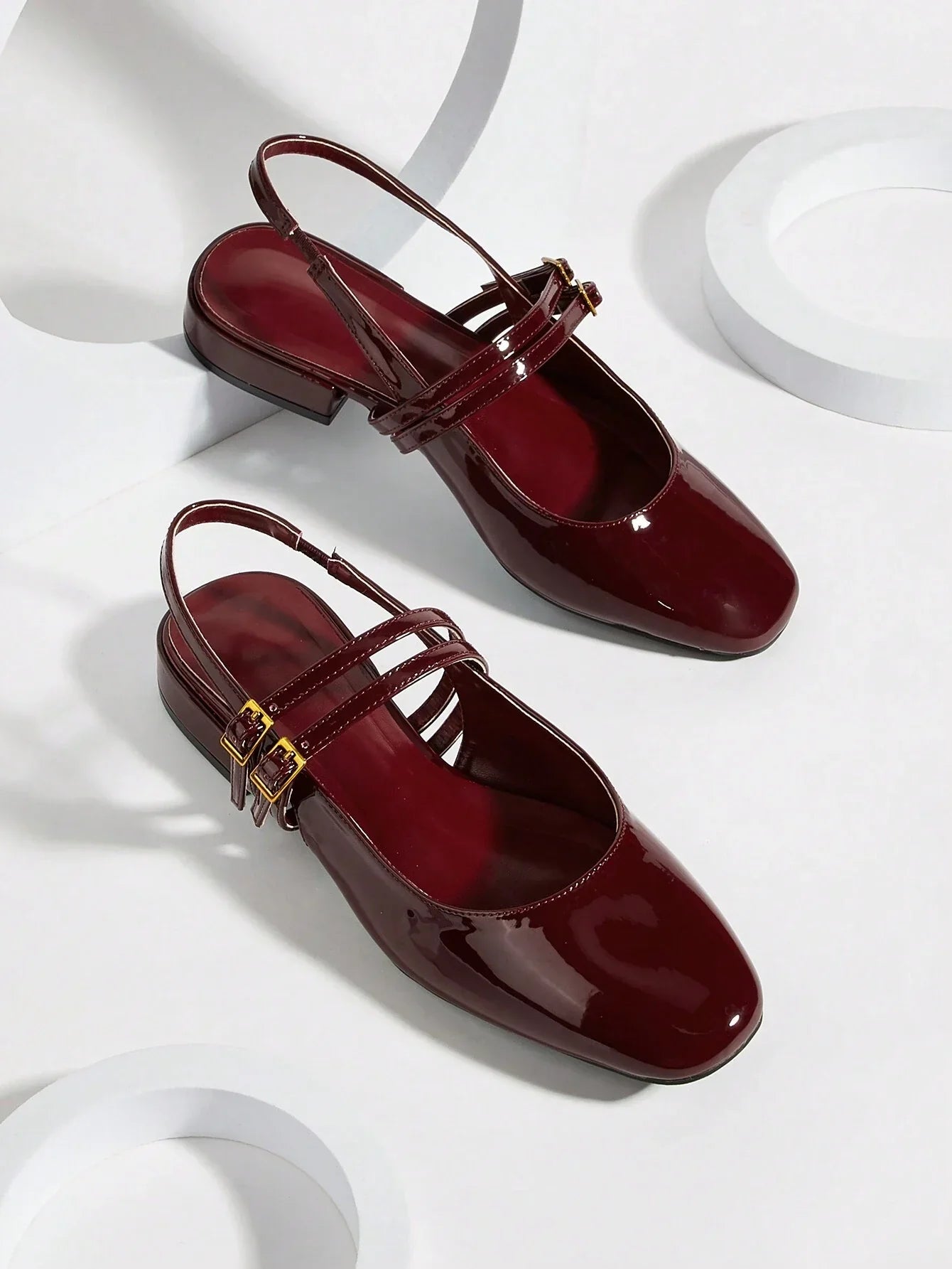 Holiday-Style Wine Red Round Toe Buckled Flat Shoes