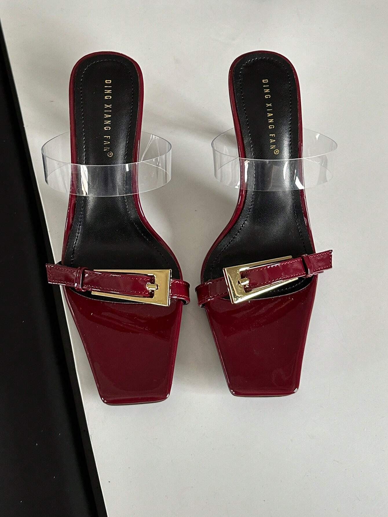 European And American Style Fashionable Women Summer Sandals With Metal Buckle