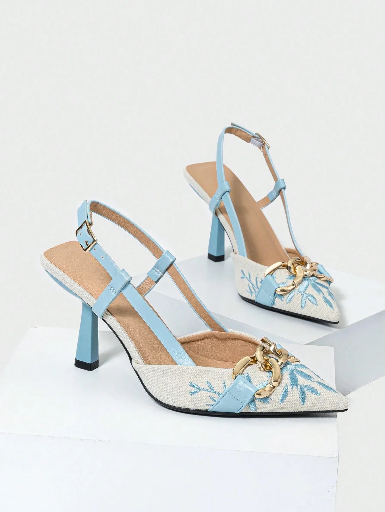 Women's Embroidery Chain Decor Pointed Toe Slip-On High Heel Sandals