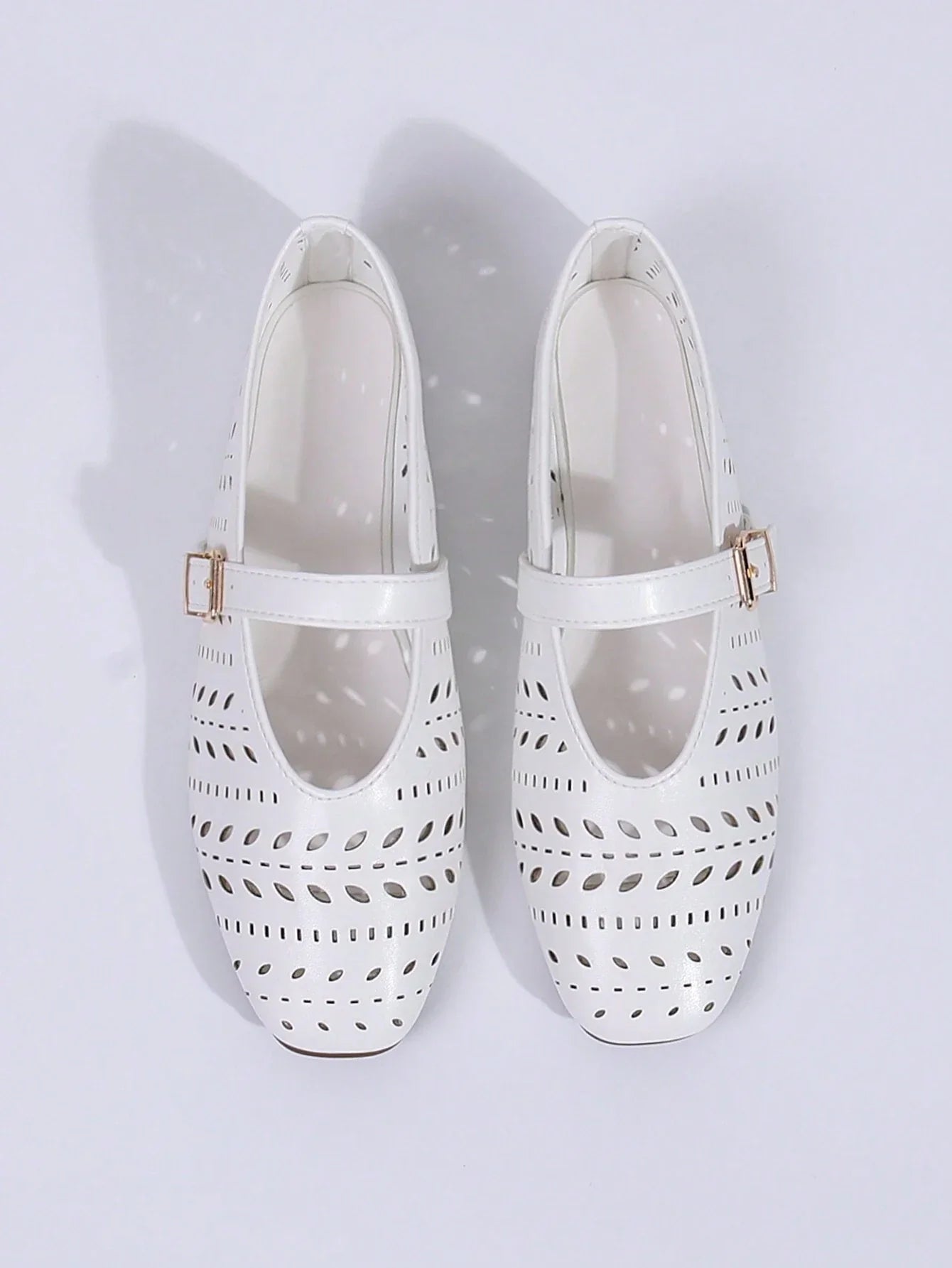 CUCCOO CHICEST Sophisticated Hollow Out Flat Shoes For Women
