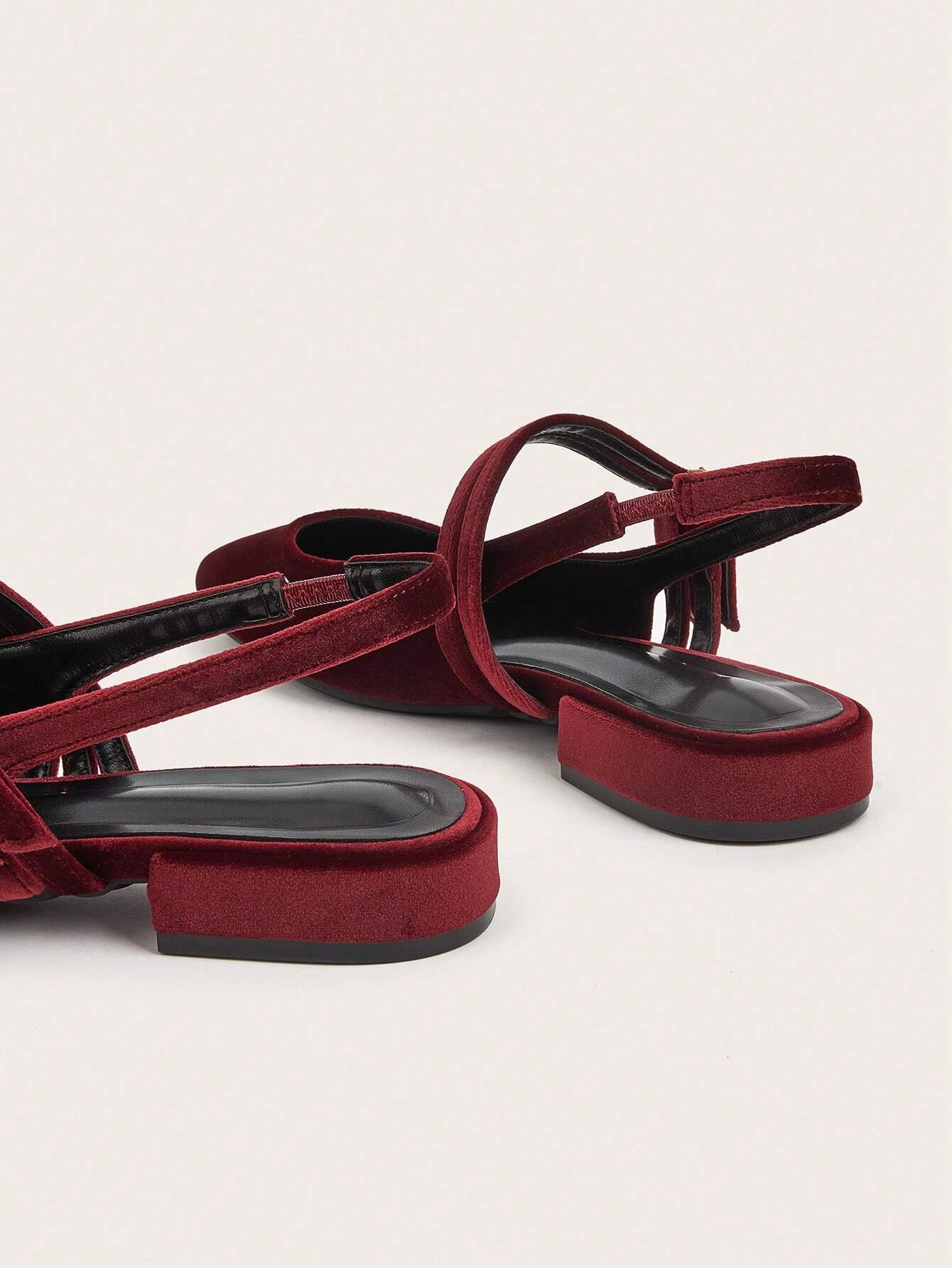 Holiday-Style Wine Red Round Toe Buckled Flat Shoes