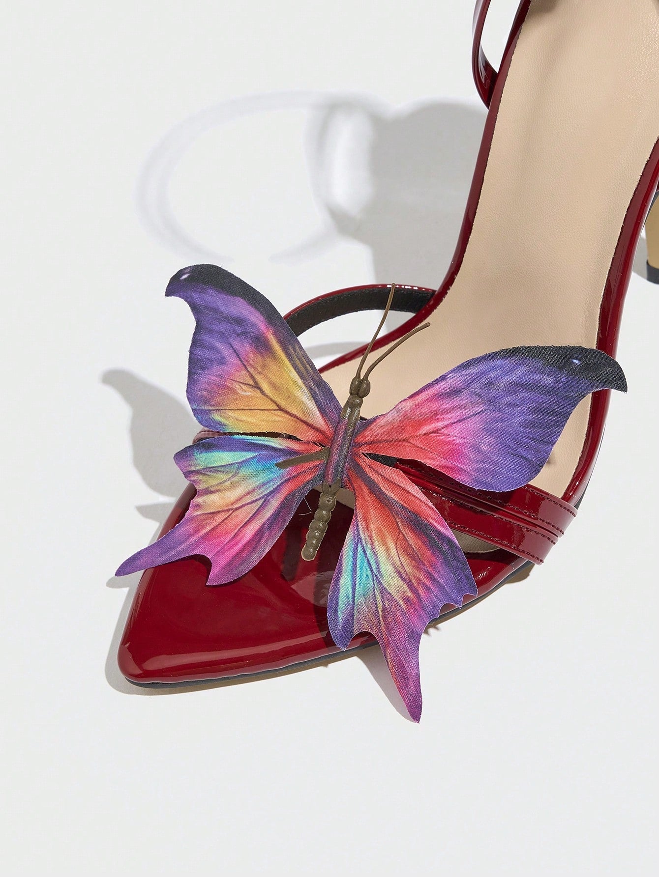Shiny Butterfly Decor PU Leather Party Shoes