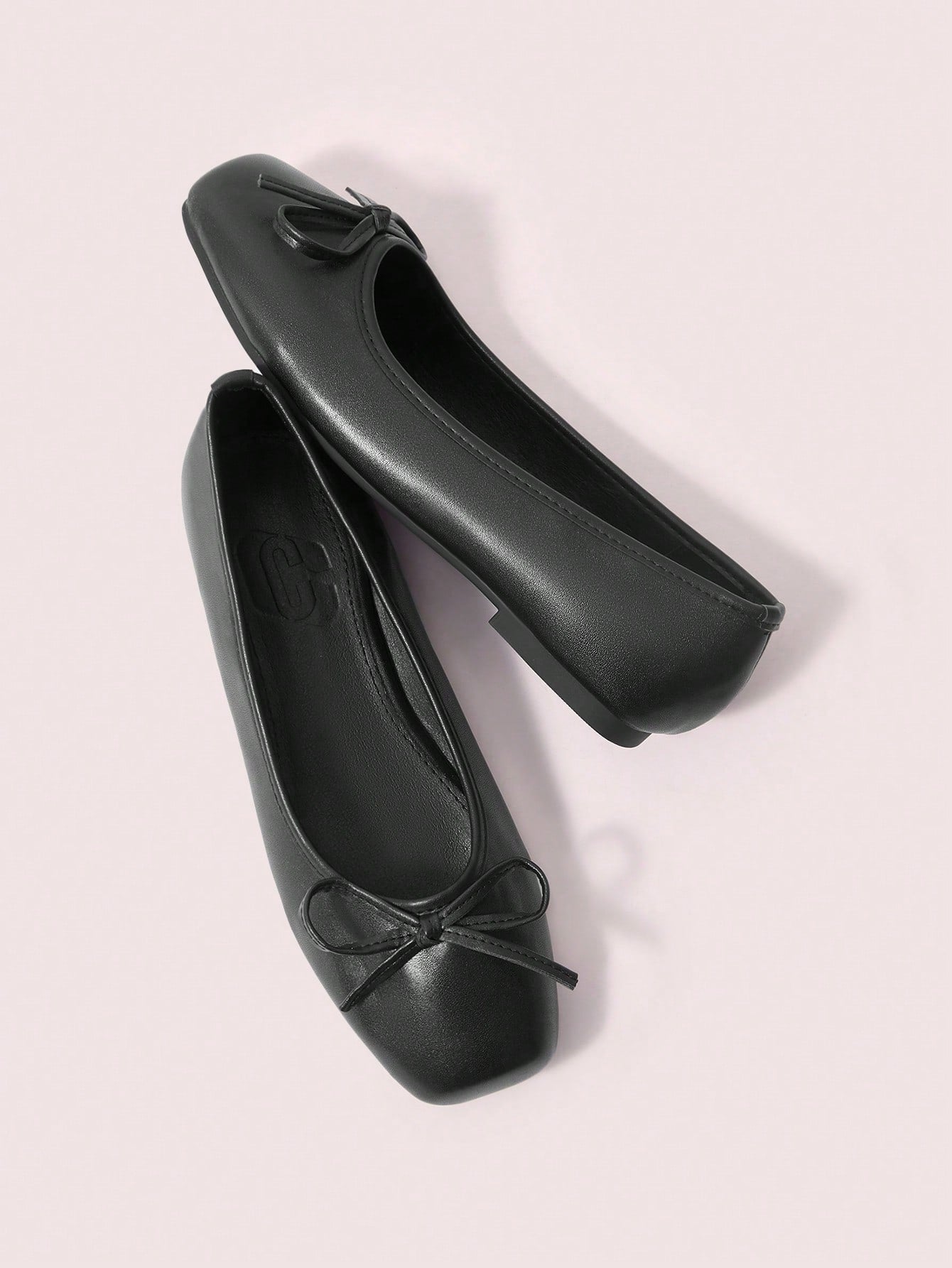 Styleloop Women's Casual Round Toe Flat Shoes