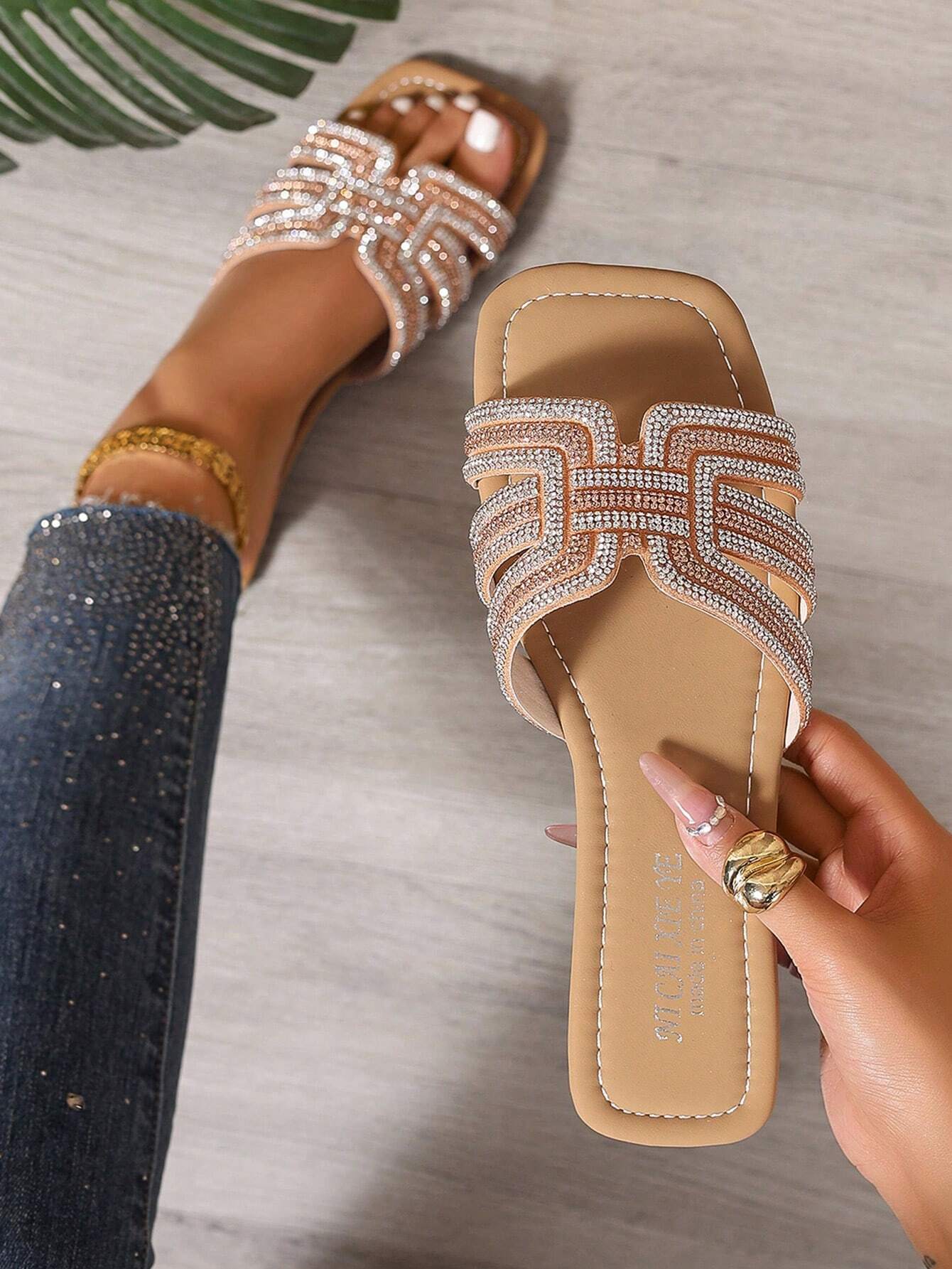 Women Casual Slip-On Sandals
