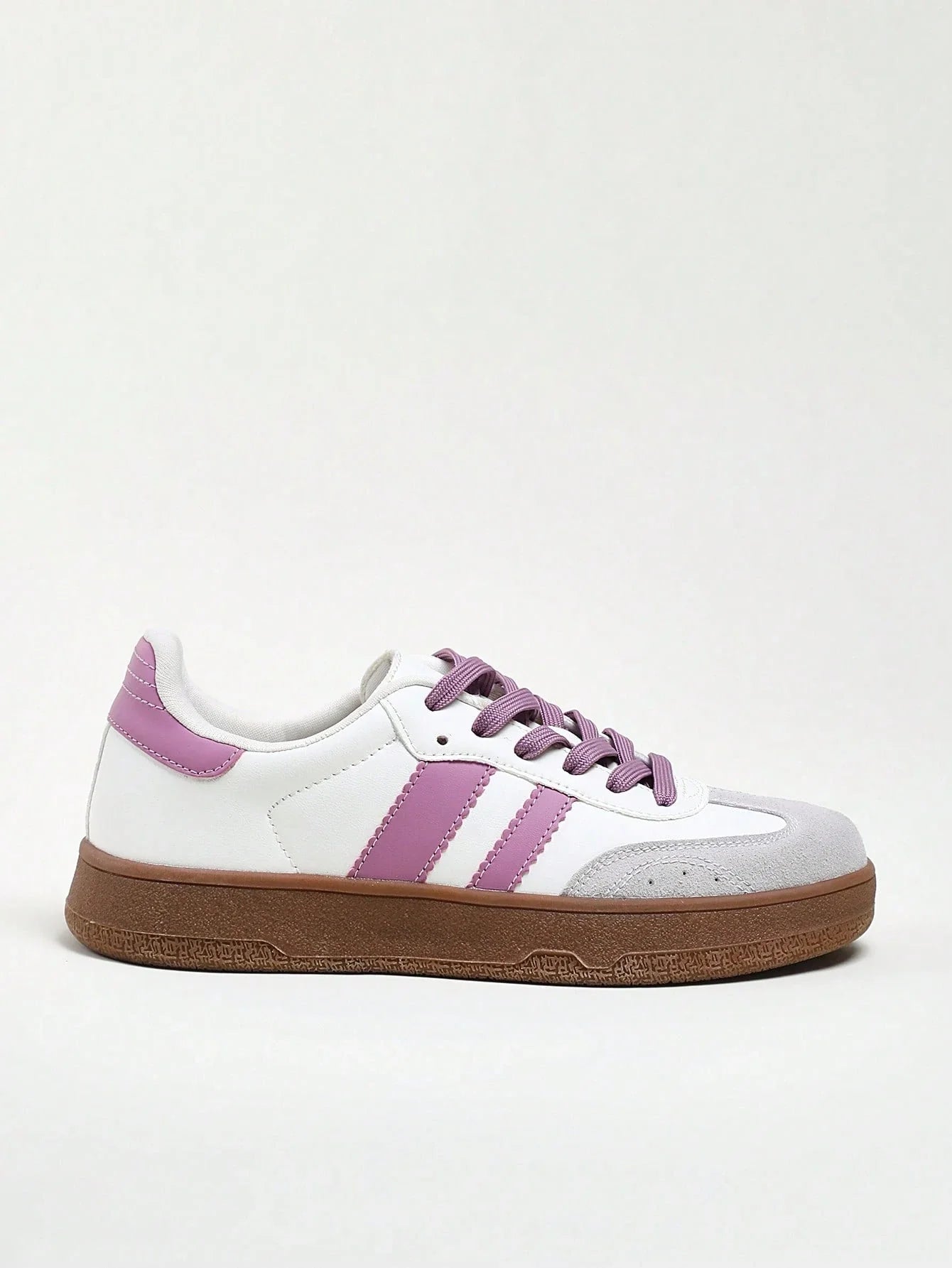 Women's 2 Stipes Gum Sole Sneakers