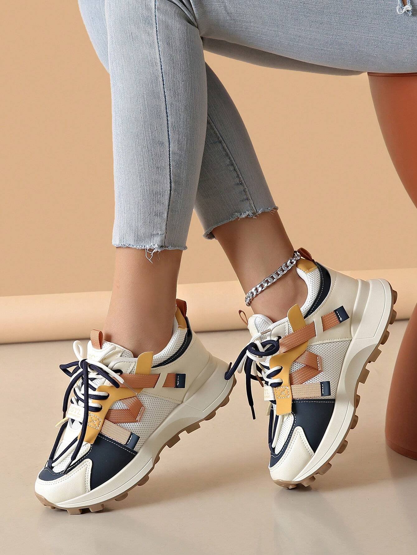 Breathable Mesh Contrast Platform Shoes