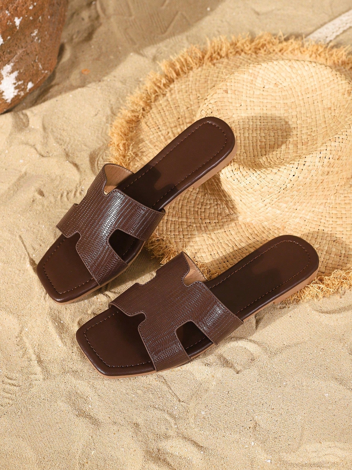 Women Square Toe Flat Sandals
