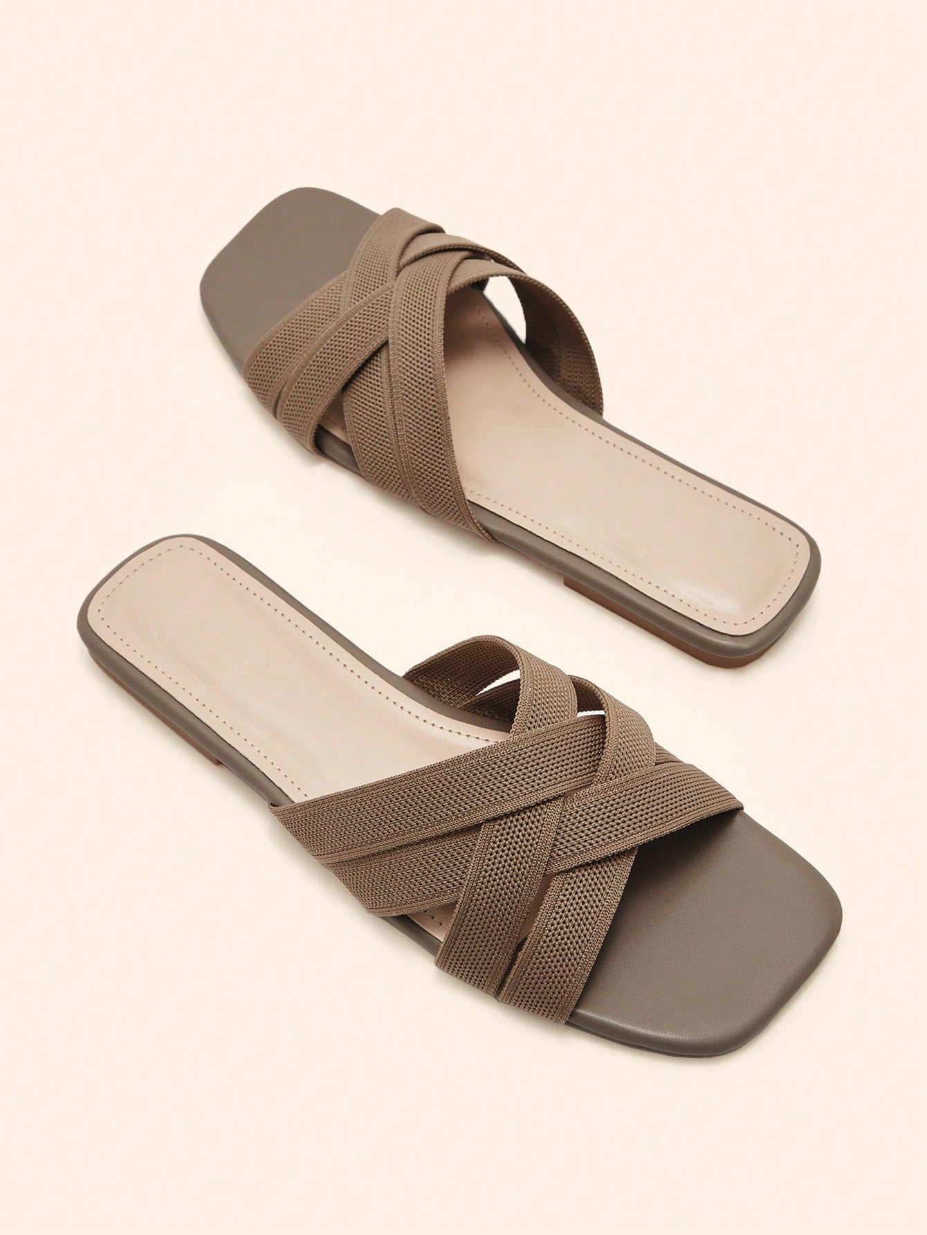 BASICS CUCCOO Casual Versatile Simple Flat Sandals