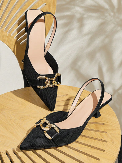 Women's Vintage Floral Print Metal Buckle Chain Design Pointed Toe Strap Kitten Heel Pumps
