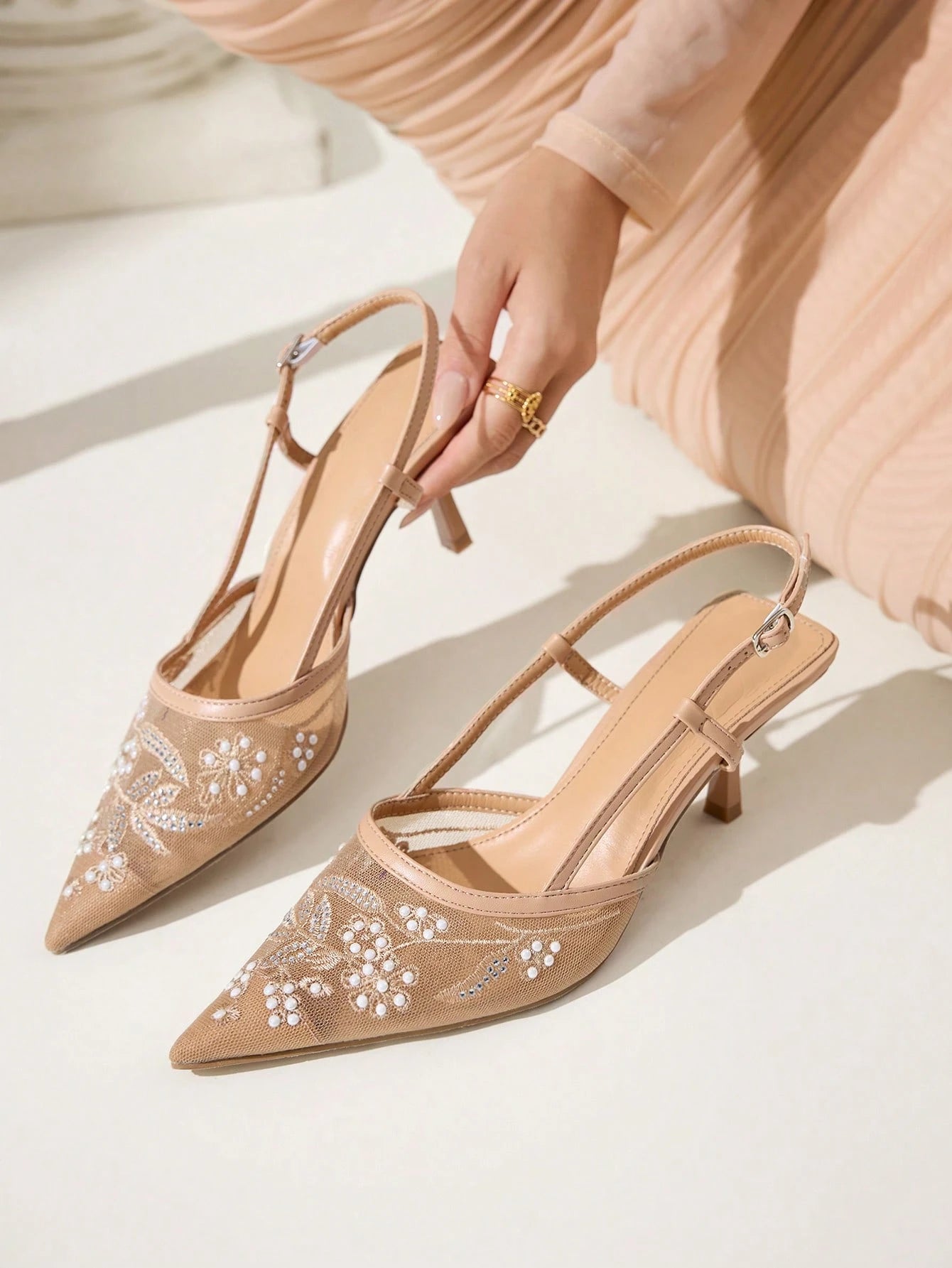 Women's Mid Heel Pointed Toe Stiletto Party Pumps