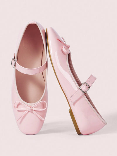 Elegant Women's Flat Shoes