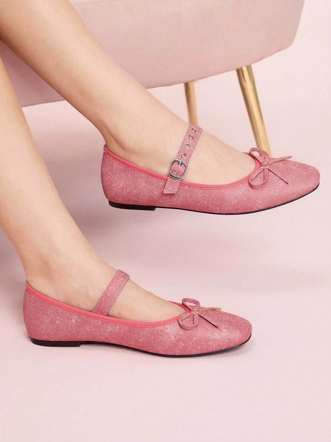 Elegant Women's Flat Shoes