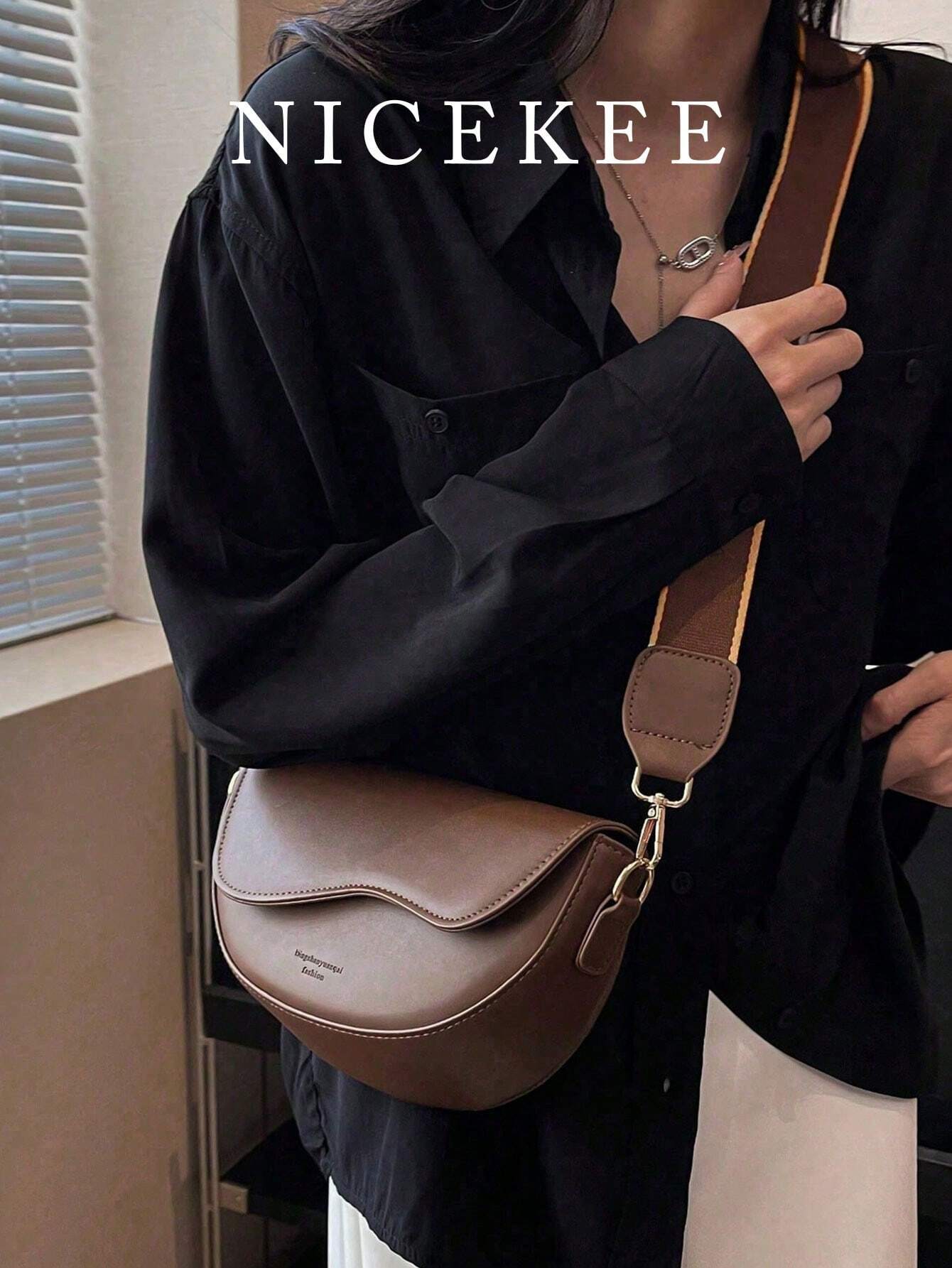 Classic Women's Retro Style Crossbody Bag