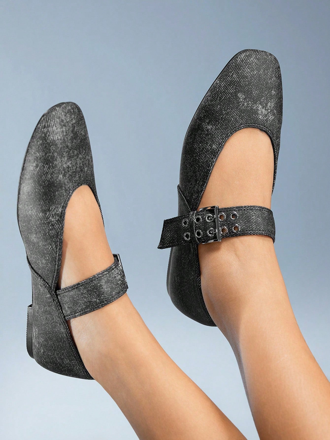 Elegant Women's Flat Shoes