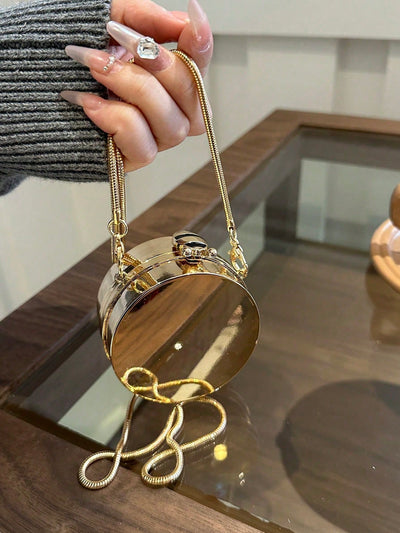 Niche Design Metal Chain Bag