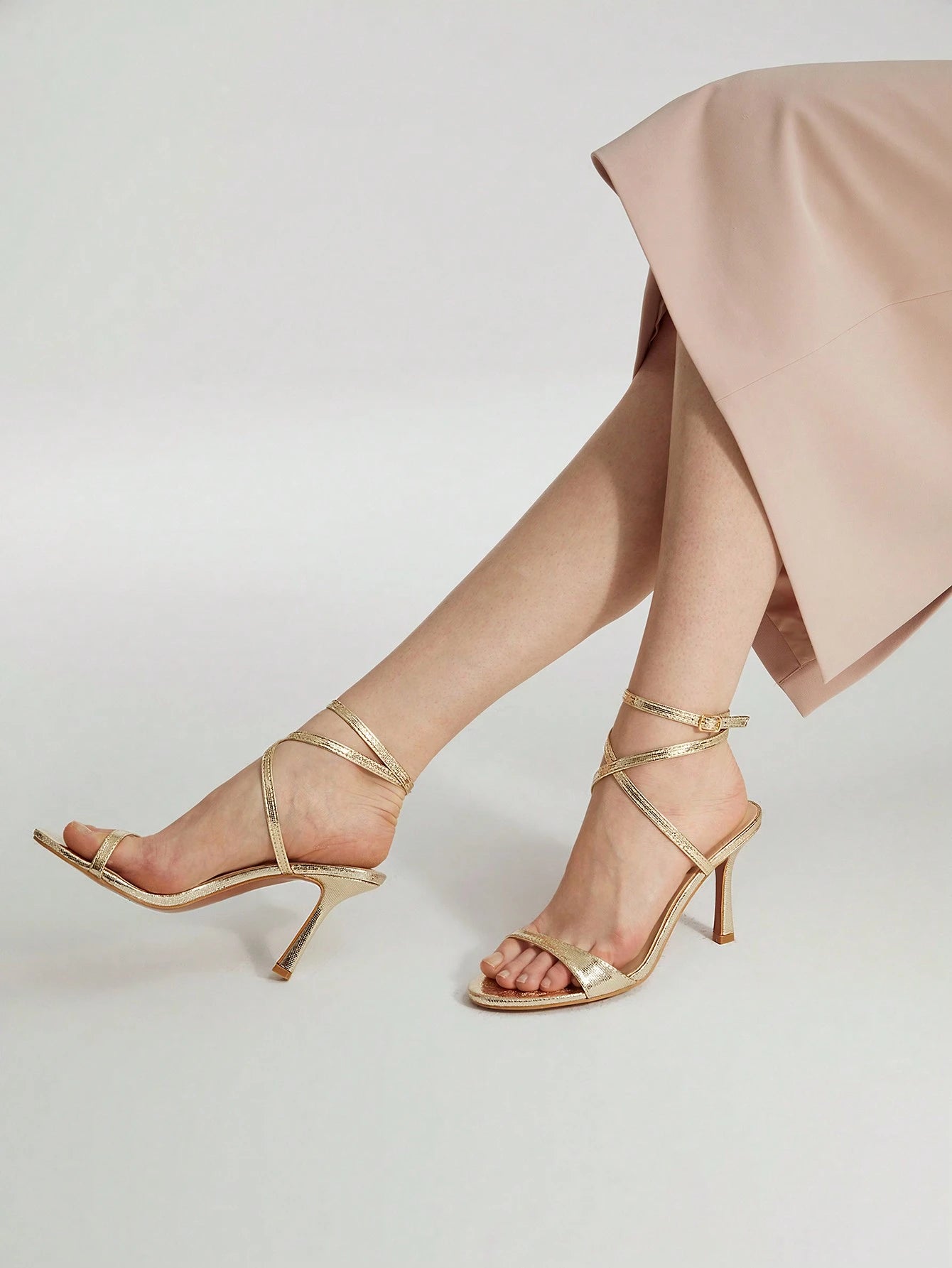 MOTF PREMIUM WOMEN'S MINIMALIST ROUND TOE STRAPPY HIGH HEEL SANDALS