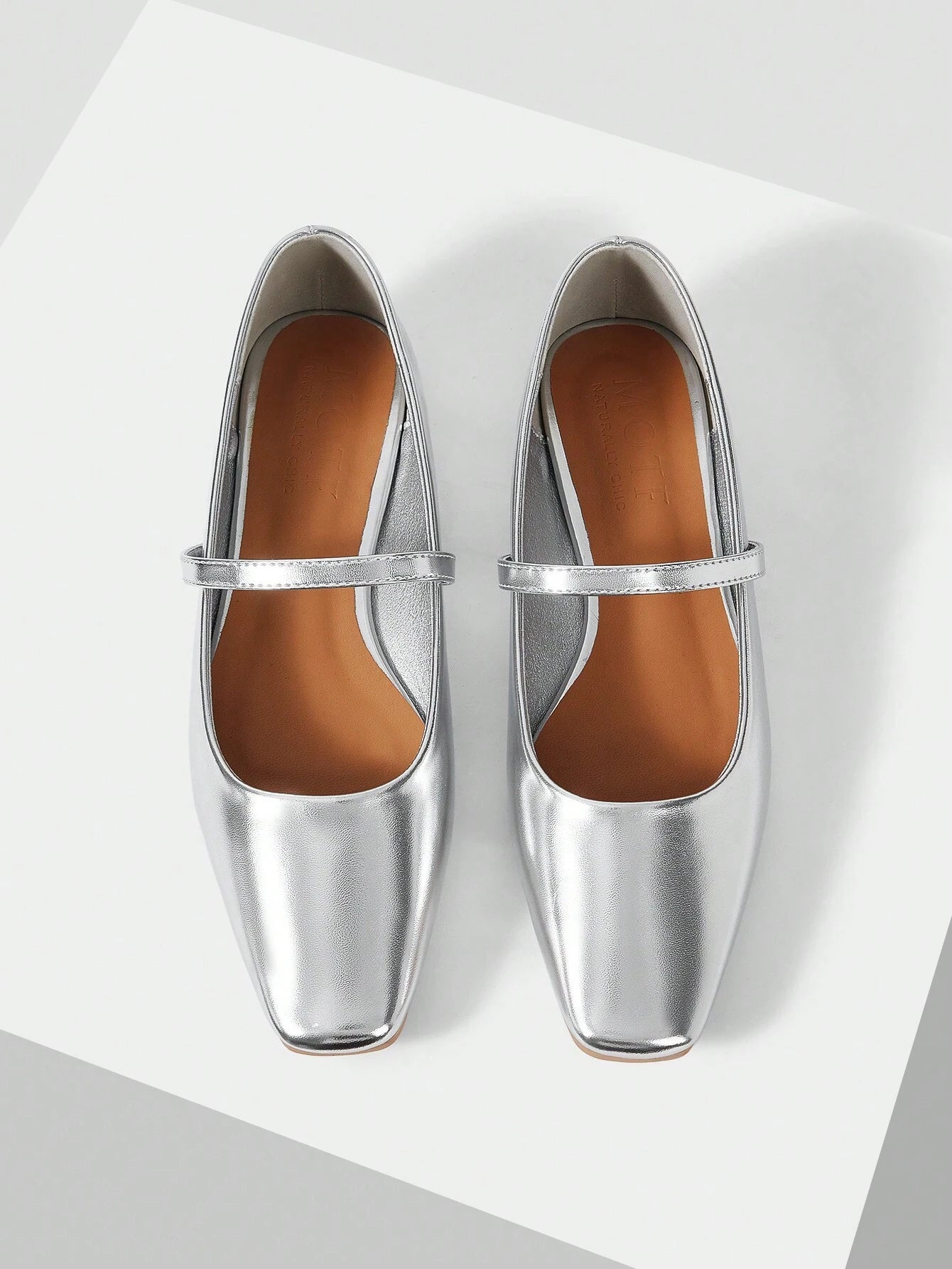 MOTF PREMIUM WOMEN COMFORTABLE MINIMALIST FLAT SHOES