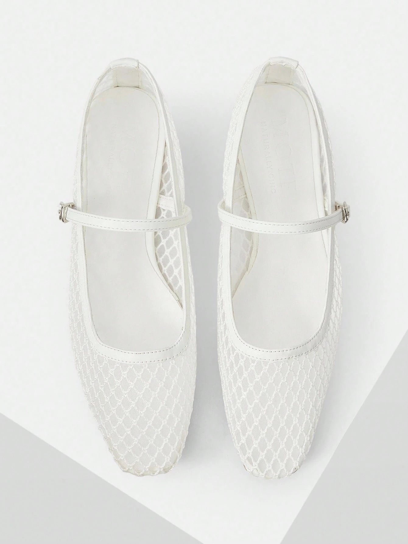 MOTF PREMIUM WOMEN COMFORTABLE MINIMALIST FLAT SHOES