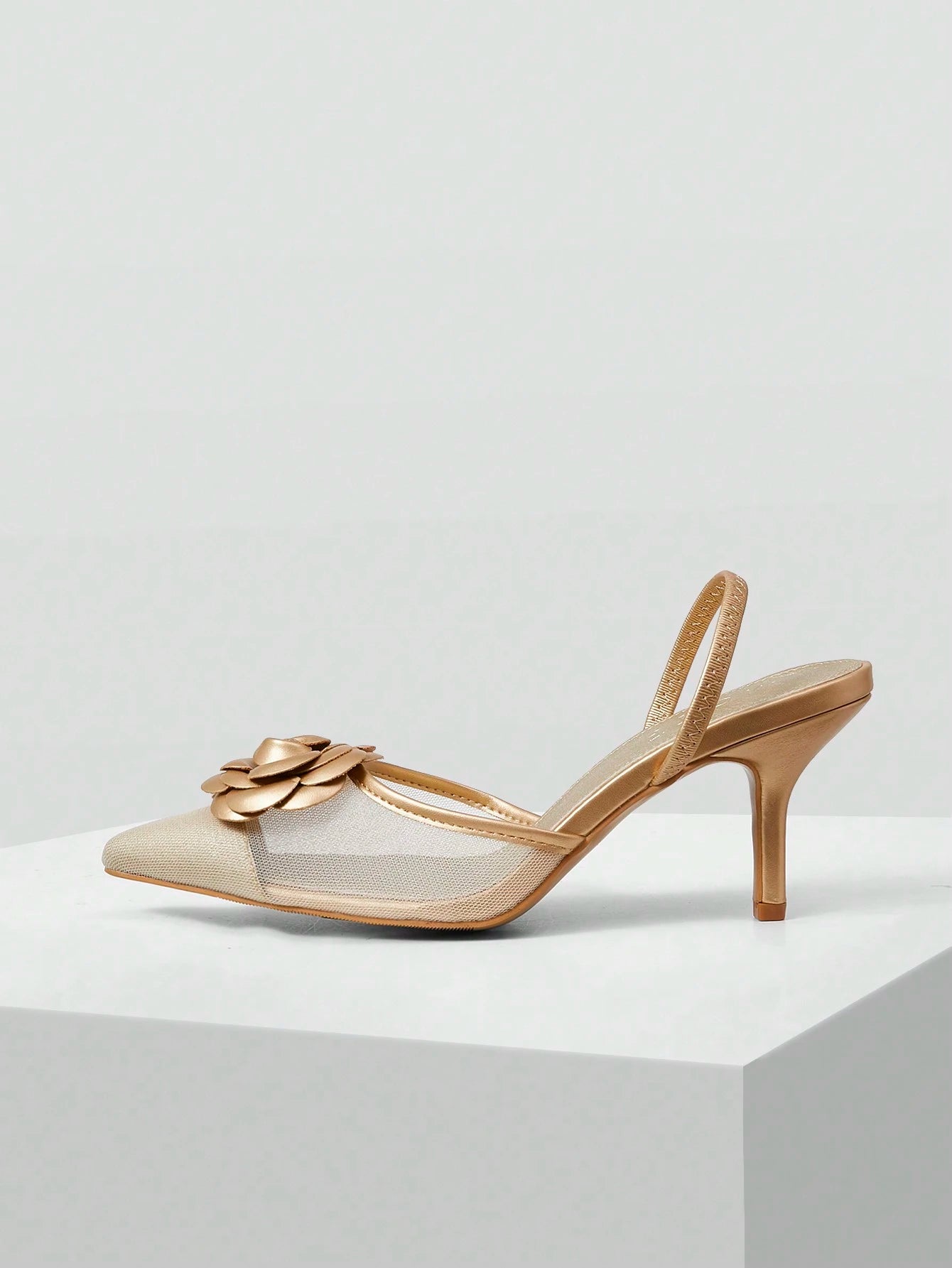 MOTF PREMIUM FLORAL DECOR POINTED TOE HIGH HEELS PUMPS