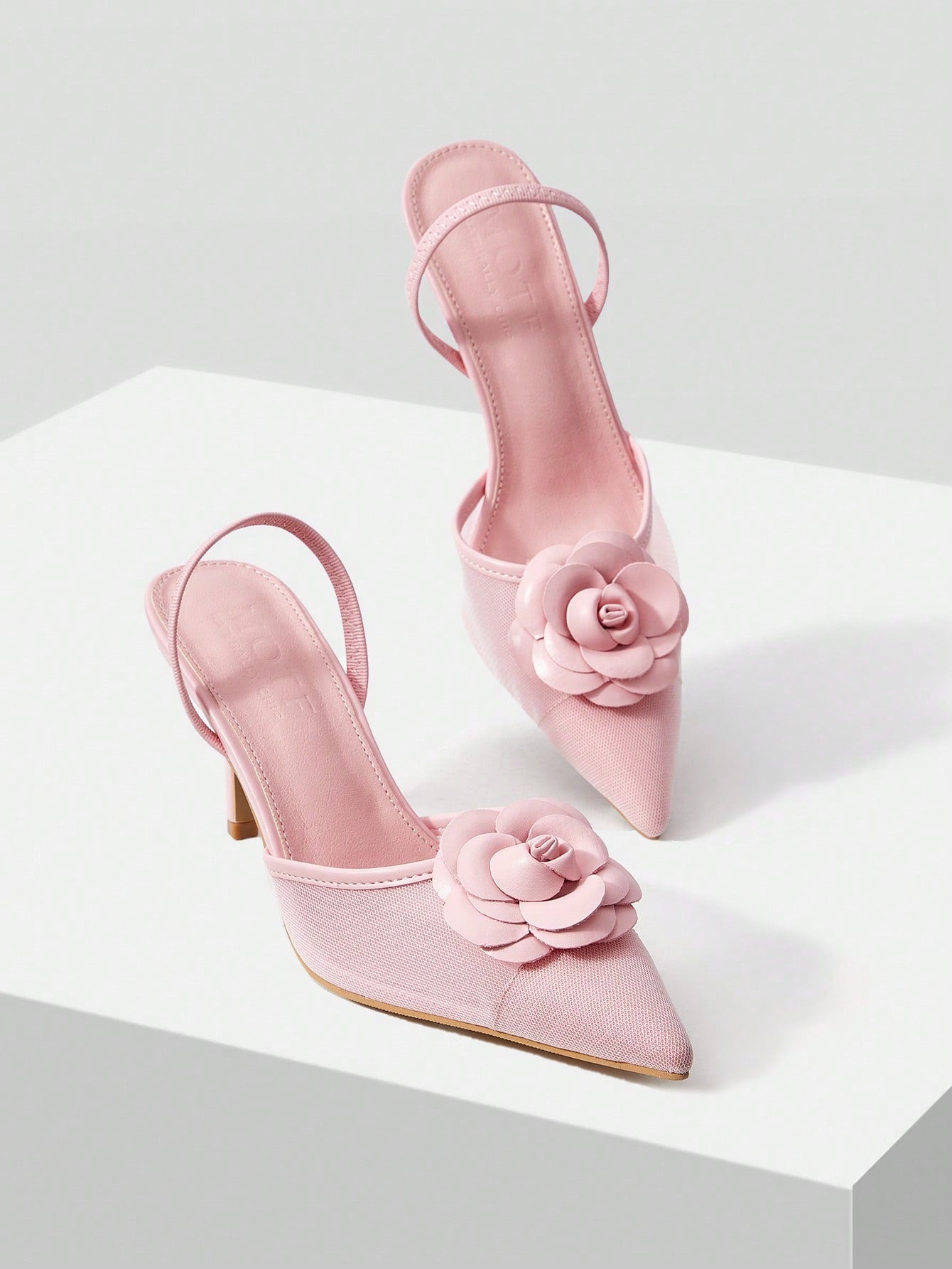 MOTF PREMIUM FLORAL DECOR POINTED TOE HIGH HEELS PUMPS