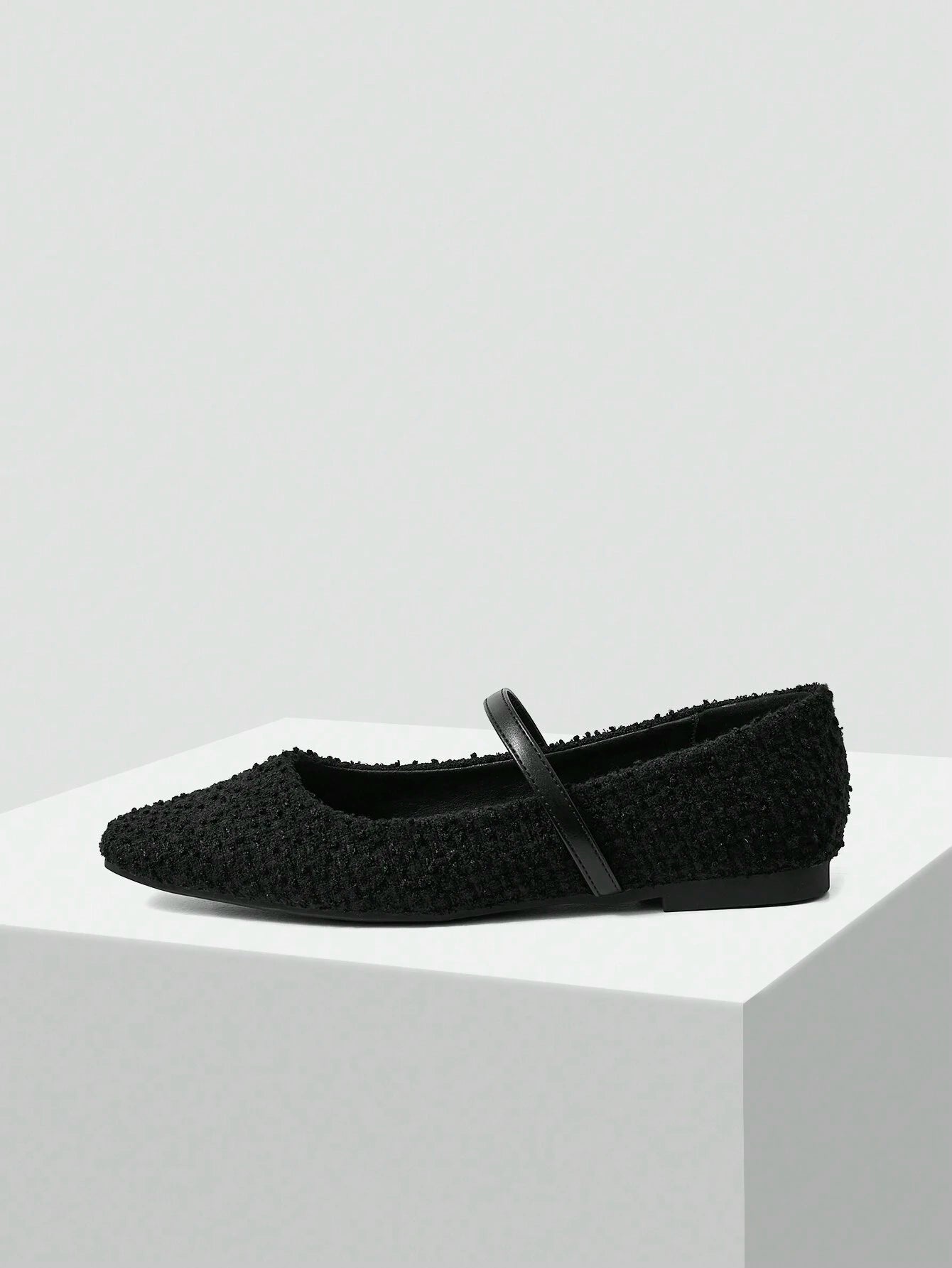 MOTF PREMIUM WOMEN COMFORTABLE MINIMALIST FLAT SHOES