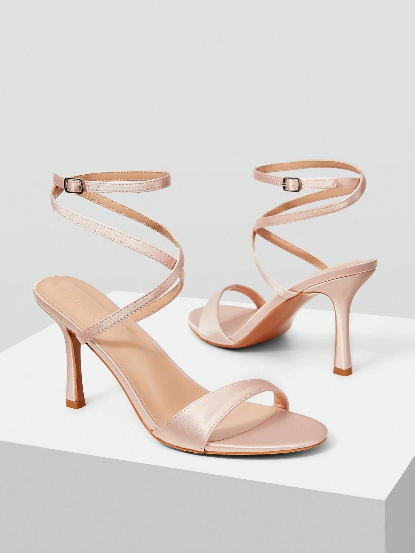 MOTF PREMIUM WOMEN'S MINIMALIST ROUND TOE STRAPPY HIGH HEEL SANDALS