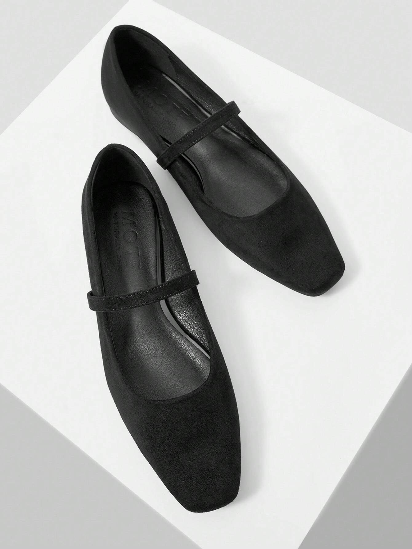 MOTF PREMIUM WOMEN COMFORTABLE MINIMALIST FLAT SHOES