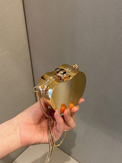Niche Design Metal Chain Bag