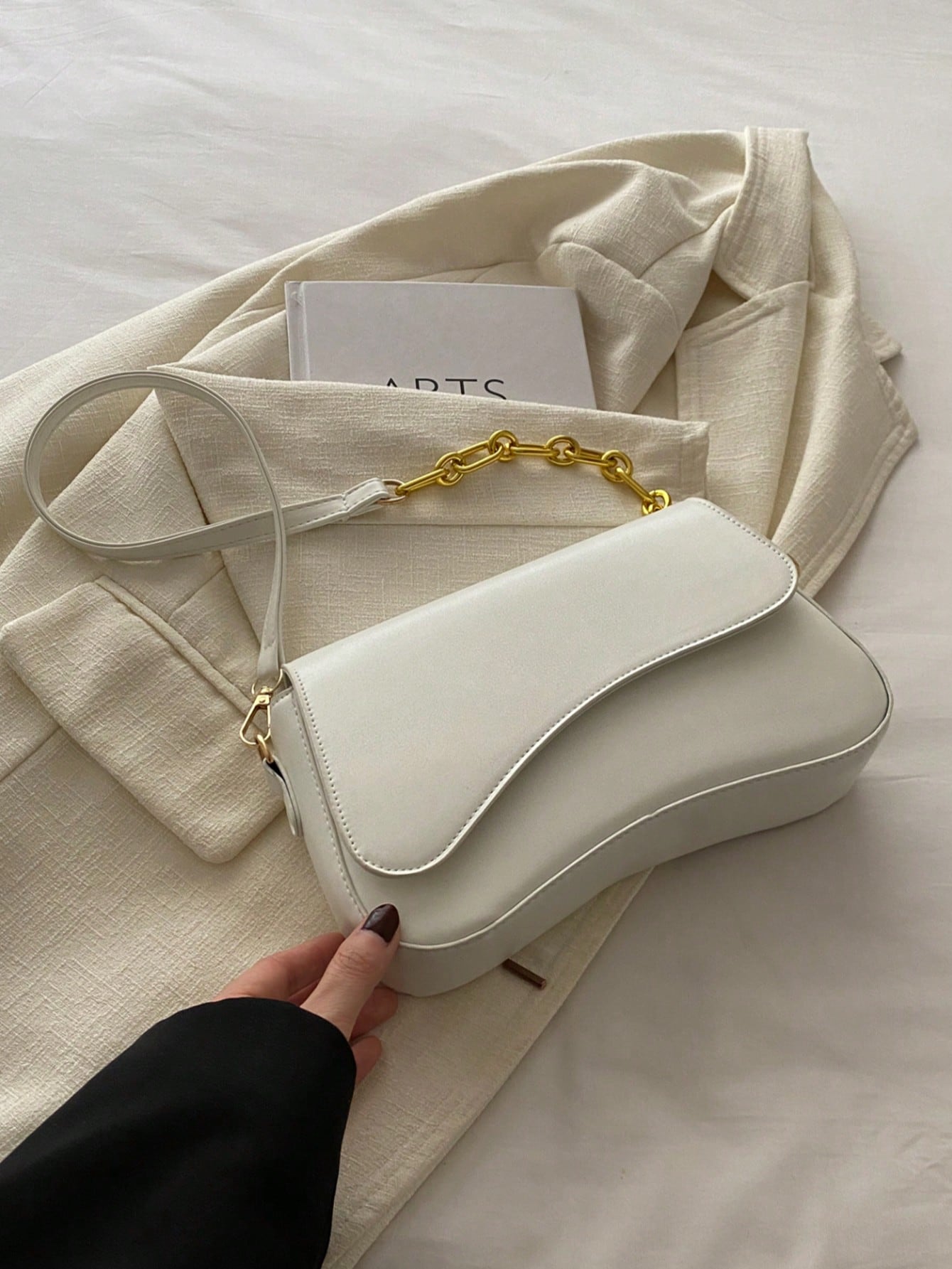 Minimalist Solid Color Shoulder Flap Bag