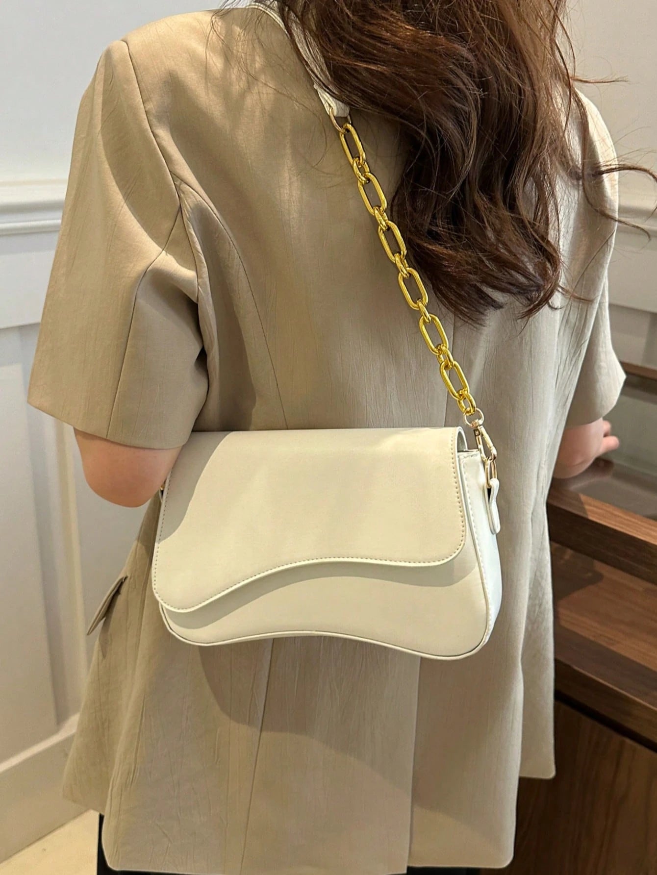 Minimalist Solid Color Shoulder Flap Bag