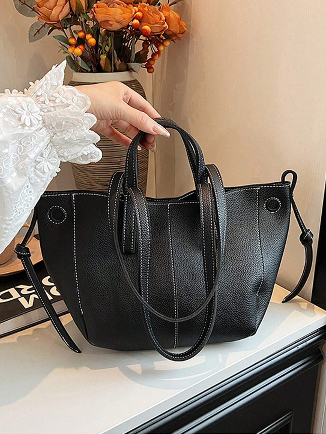 Minimalist Fashionable Versatile Large Capacity Tote Shoulder Bag