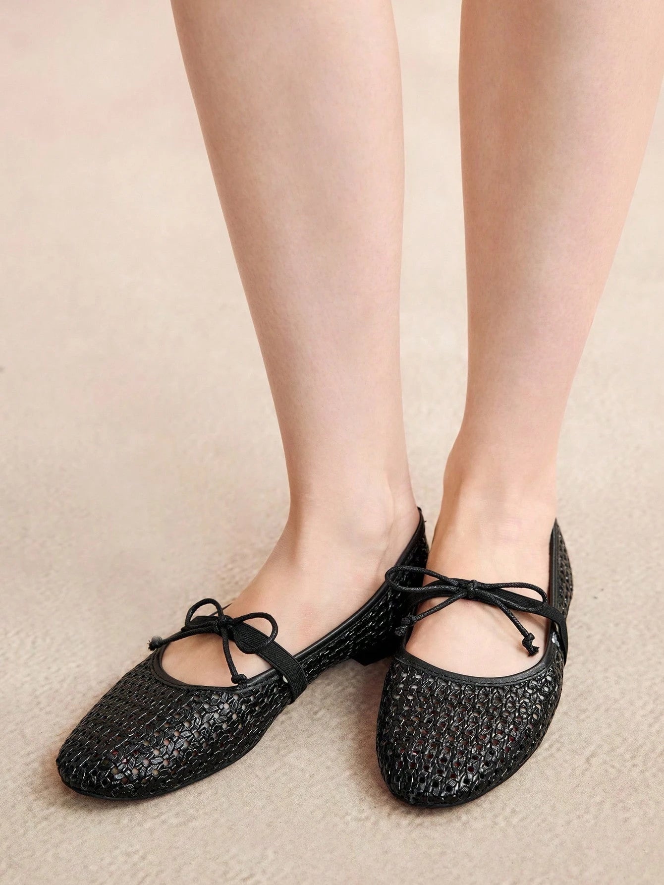 MOTF PREMIUM WOMEN COMFORTABLE MINIMALIST FLAT SHOES