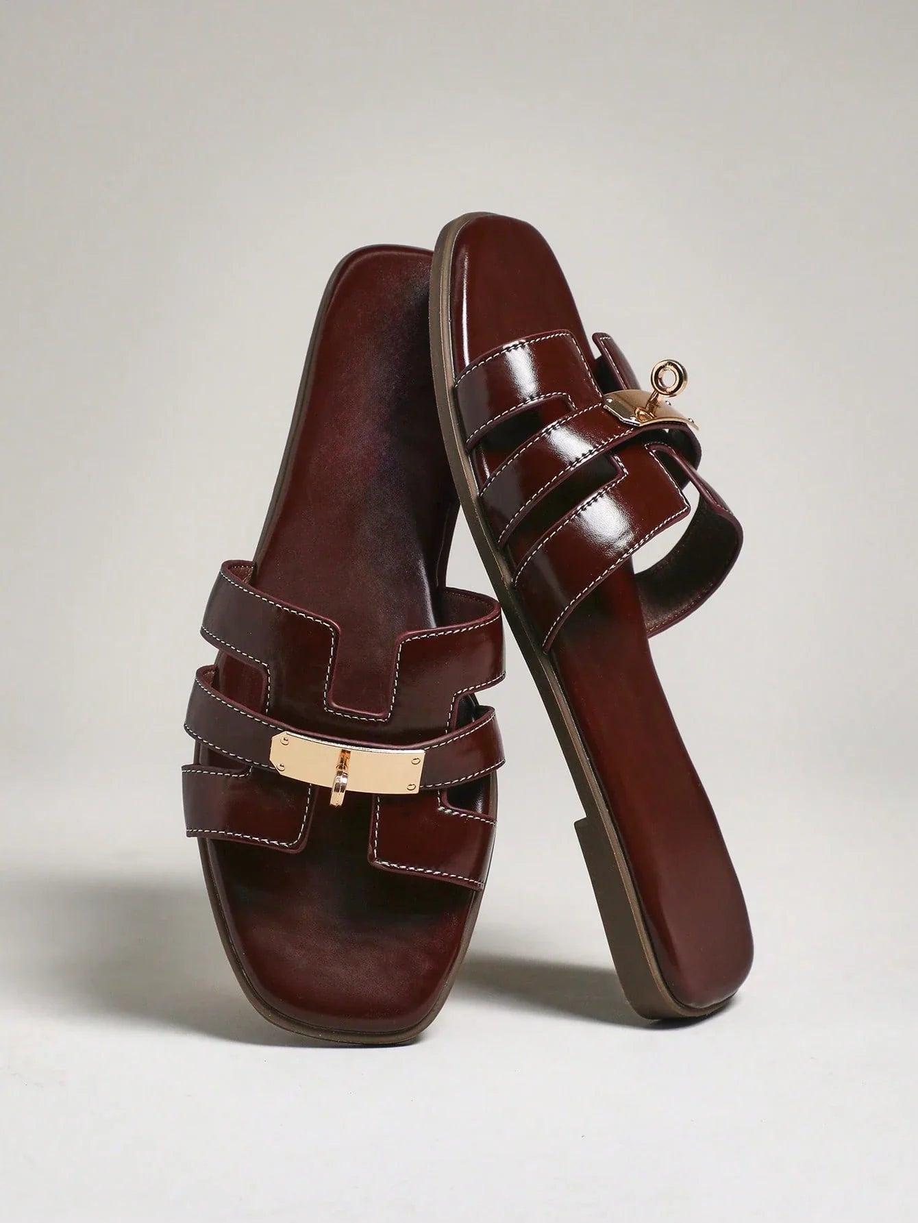 Women's Luxury Gold Lock Stitching Detail Square Toe Flat
