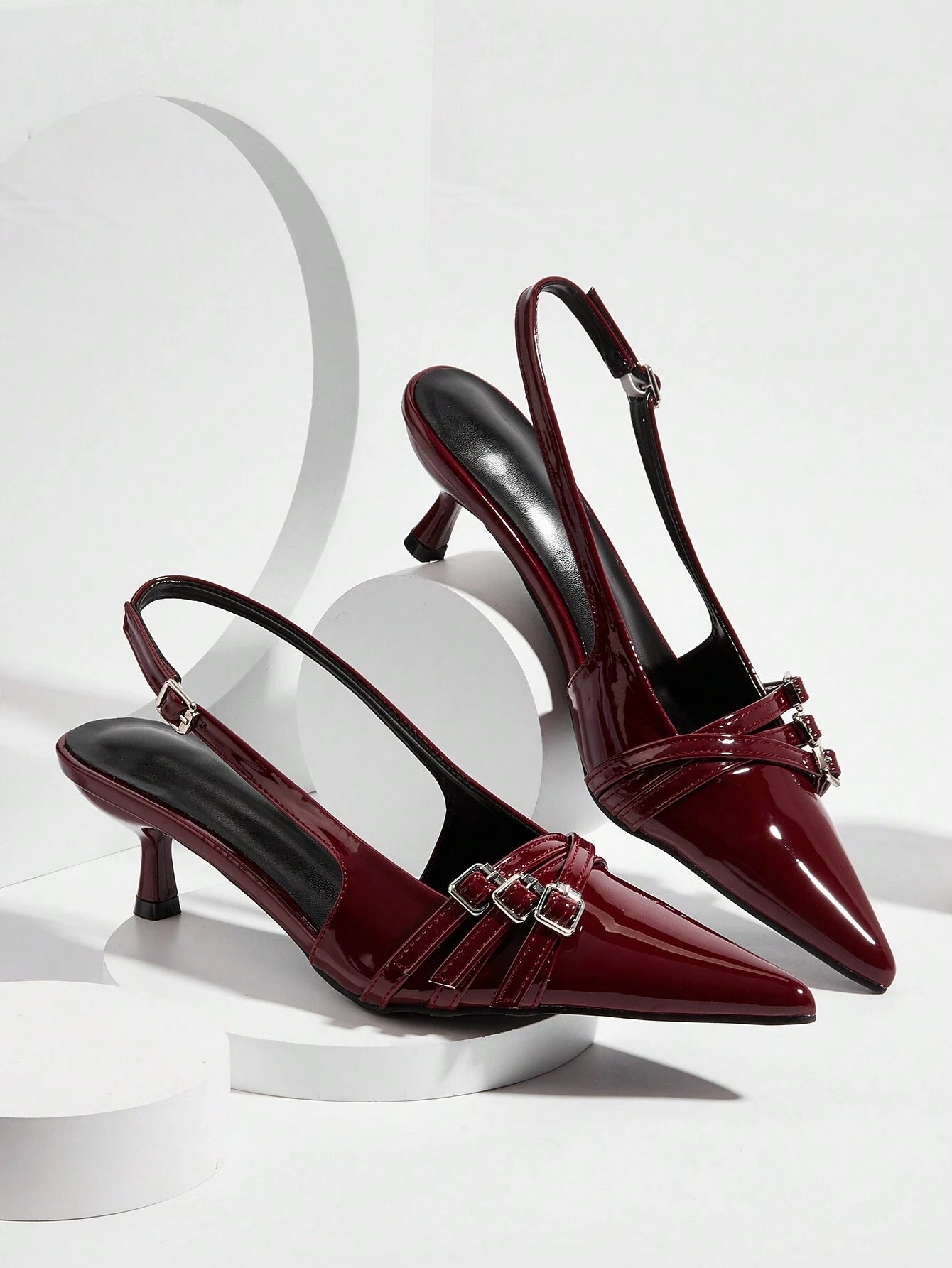 Sexy And Elegant Pointed Toe Patent Leather Stiletto High Heels With Metal Buckle Strap