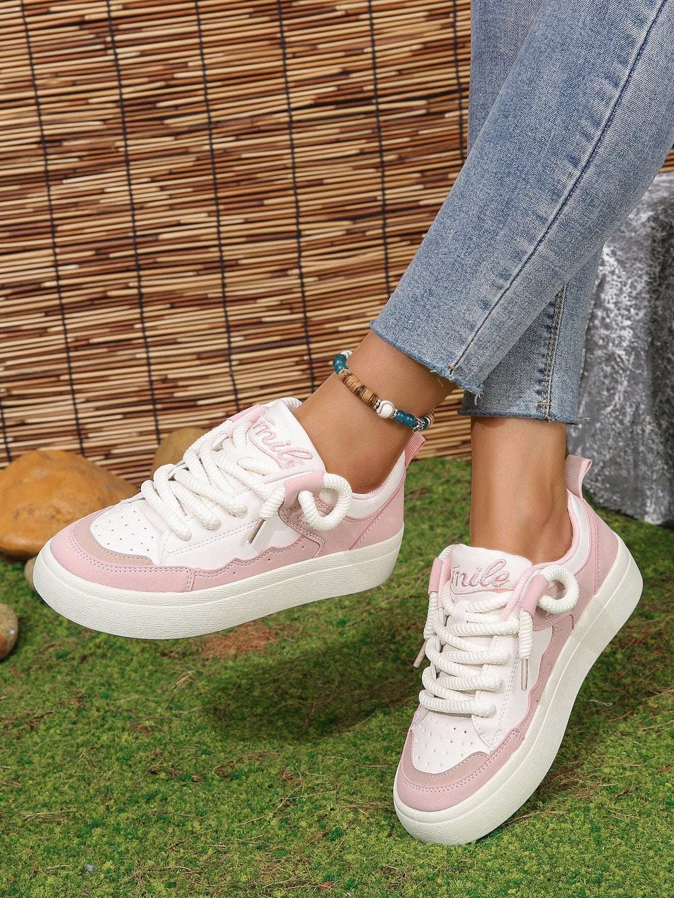 Fashionable Color-block White Sneakers