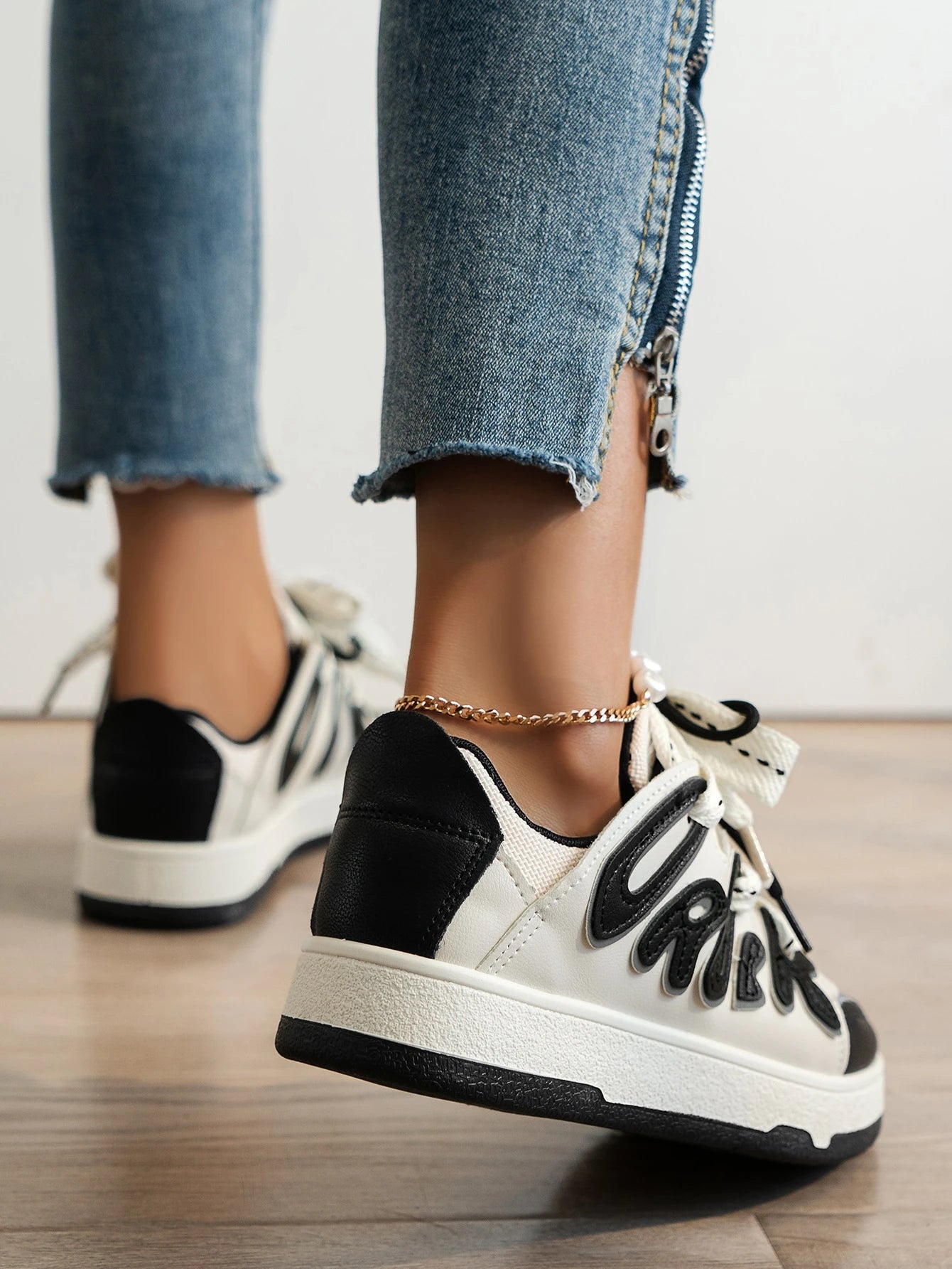Lace-Up Front Letter Graphic Two Tone Skate Shoes