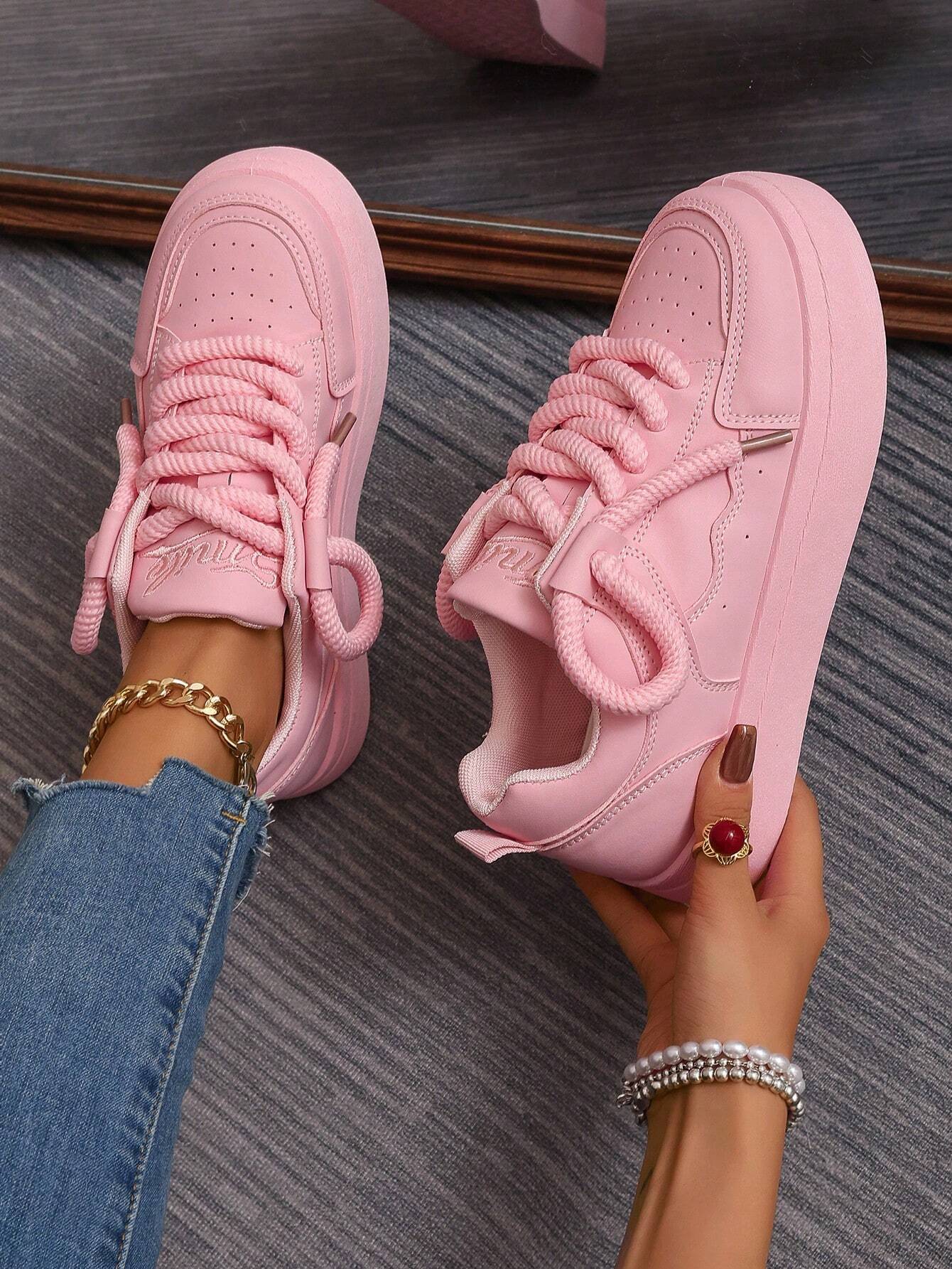 Fashionable Color-block White Sneakers